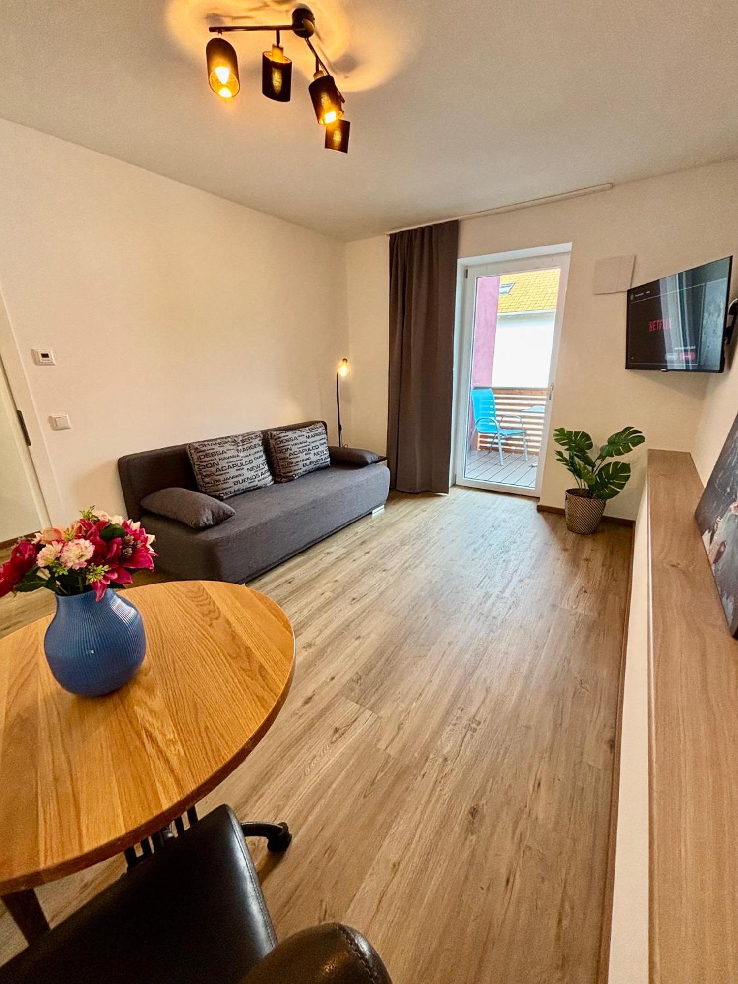 Uii Apartments オーバーアウドルフ エクステリア 写真