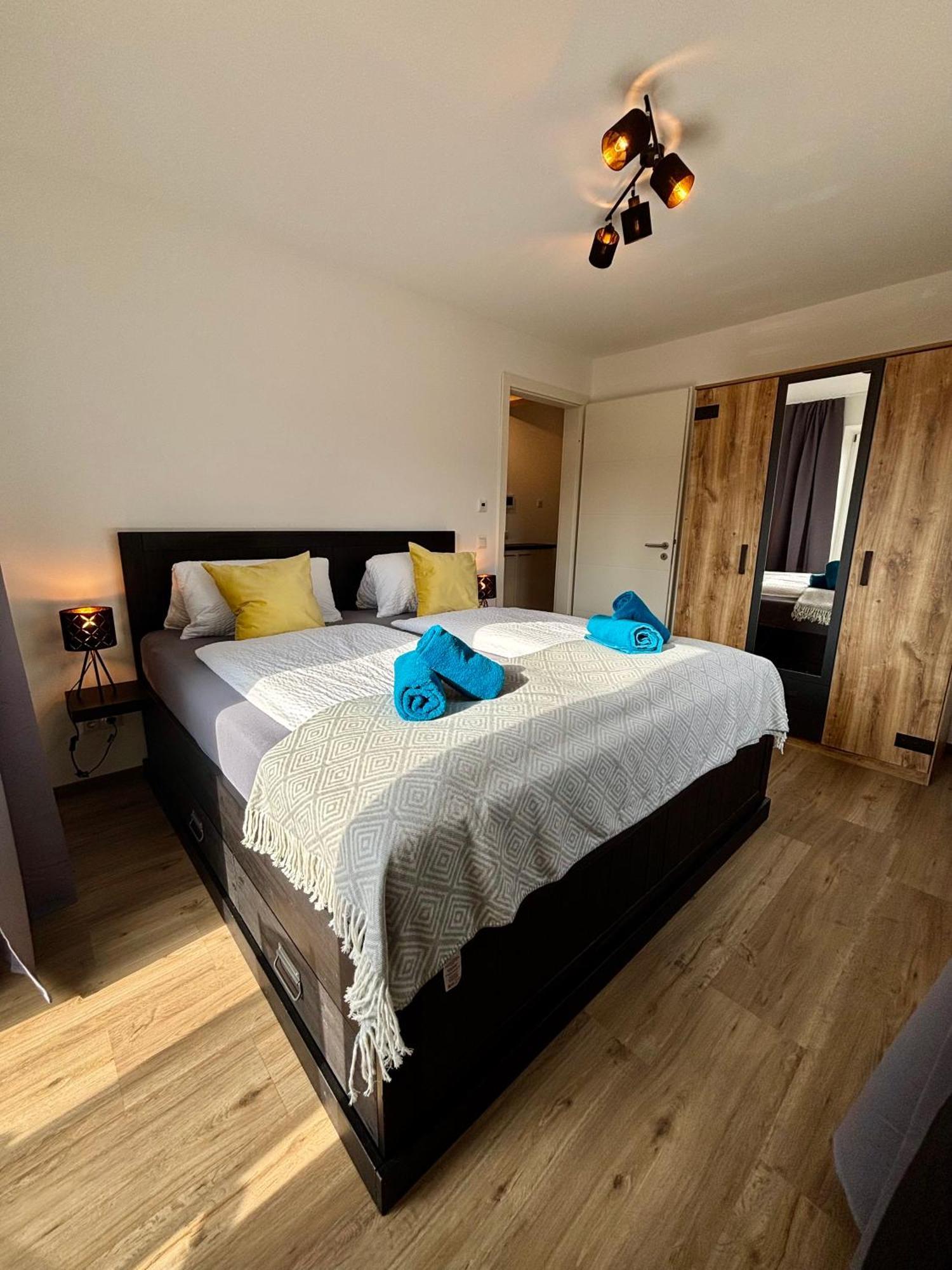 Uii Apartments オーバーアウドルフ エクステリア 写真