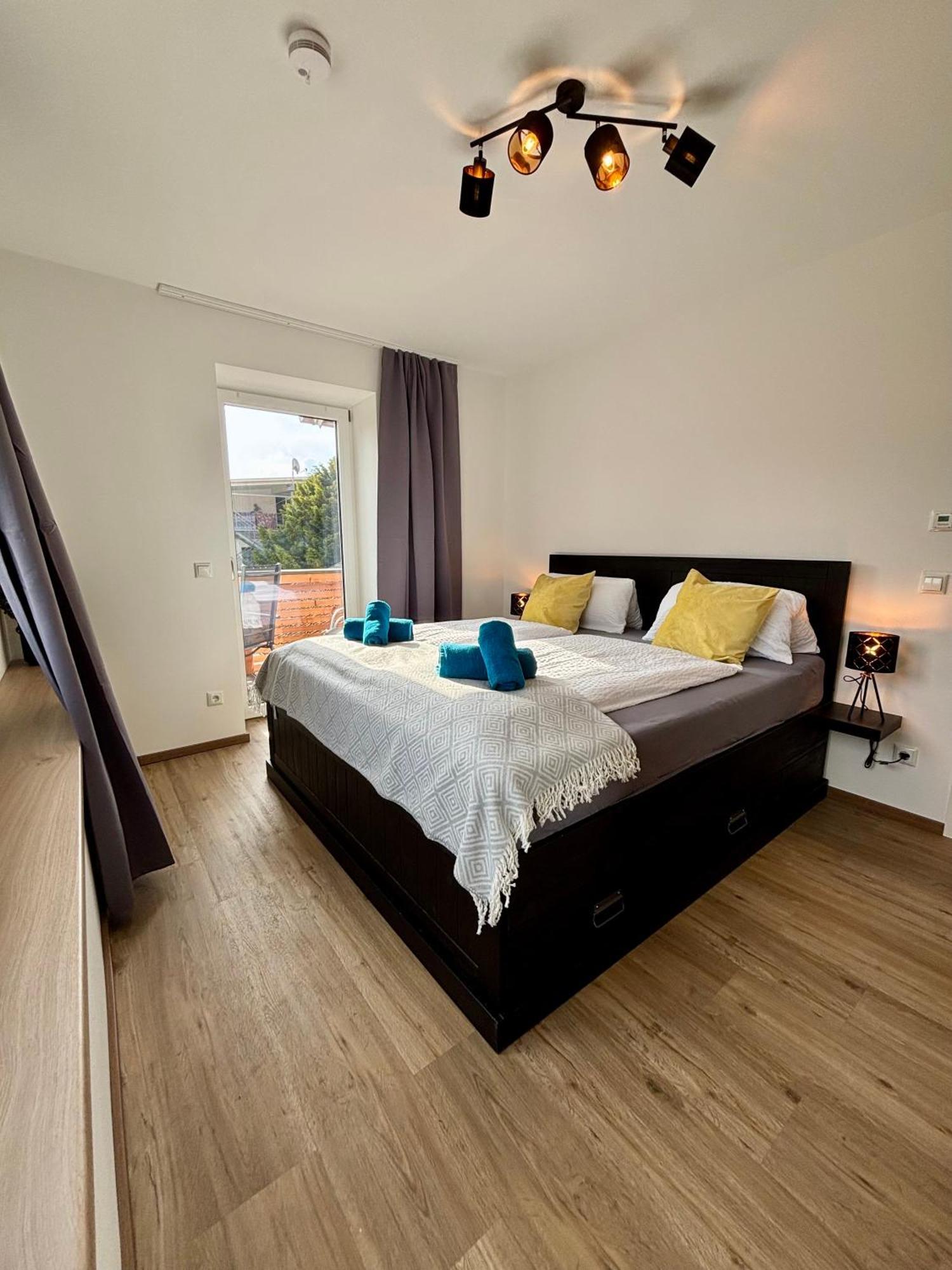 Uii Apartments オーバーアウドルフ エクステリア 写真